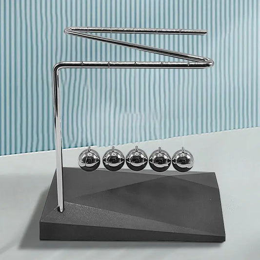 Newton's Cradle Desk Toy